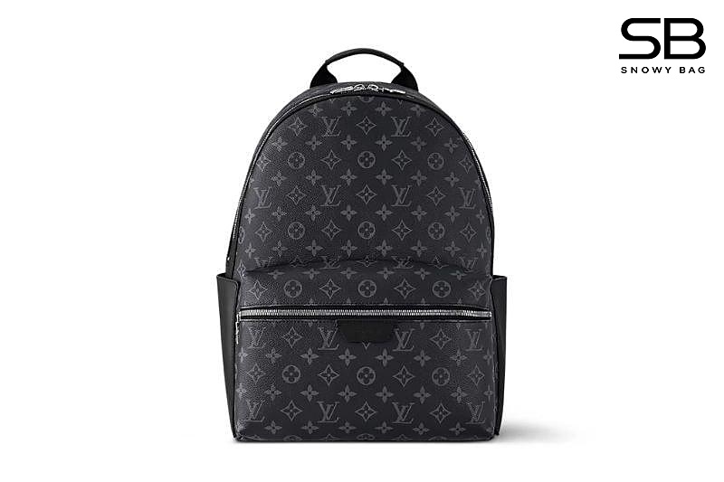 Ba Lô LV Discovery Backpack MM Monogram Eclipse Canvas M22545 sang trọng và đẳng cấp.