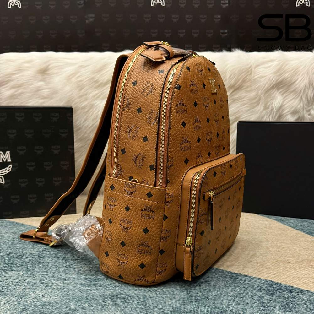 Ba Lô MCM Medium Stark Backpack In Visetos Double Zip Cognac Nâu 42CM với thiết kế tinh tế