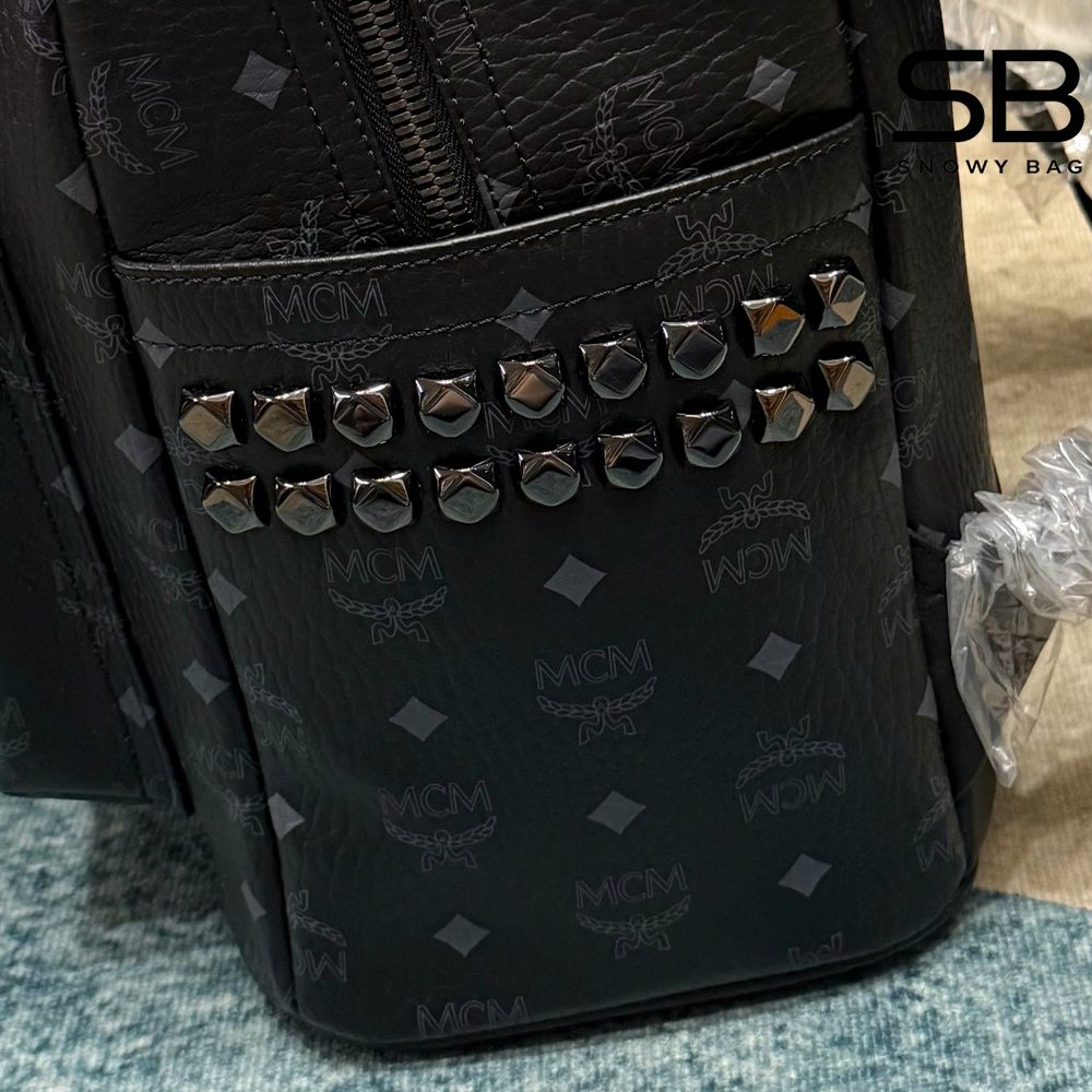 Ba Lô MCM Medium Stark Side Studs Backpack Đen 40CM sang trọng và thời thượng