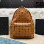 Ba Lô Stark Side Studs Backpack in Visetos Nâu 40CM góc nghiêng chi tiết