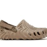 Dép Crocs Pollex Clog by Salehe Bembury màu nâu sang trọng
