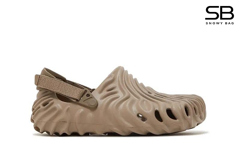 Dép Crocs Pollex Clog by Salehe Bembury màu nâu sang trọng