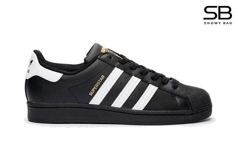 Giày adidas Superstar Core Black Cloud White Gold Đen với thiết kế sang trọng