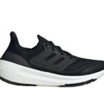 Giày Adidas Ultraboost Light 23 Trắng Đen với thiết kế hiện đại