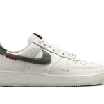 Giày Air Force 1 Low Year of The Snake Trắng Rêu phong cách trẻ trung