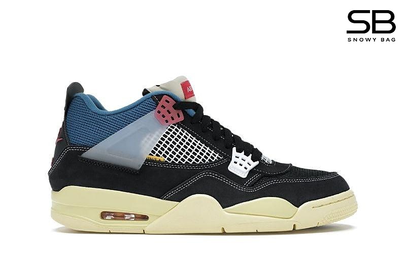 Giày Air Jordan 4 Retro Union Off Noir với thiết kế độc đáo và phong cách