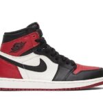 Giày Jordan 1 Retro High Bred Toe Đen Đỏ, phong cách thể thao cá tính