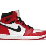 Giày Jordan 1 Retro High Chicago Trắng Đỏ phong cách thể thao