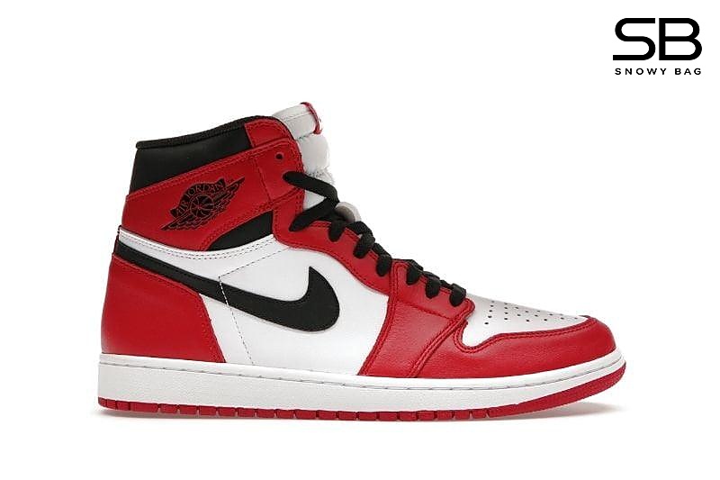 Giày Jordan 1 Retro High Chicago Trắng Đỏ phong cách thể thao