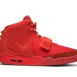 Giày Nike Air Yeezy 2 Red October Màu Đỏ sang trọng và cá tính