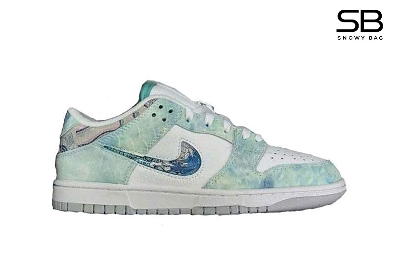 Giày Nike SB Dunk Low Year of the Dragon 2024, thiết kế độc đáo và ấn tượng.