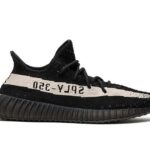 Giày Yeezy 350 V2 Oreo Đen Trắng với thiết kế độc đáo và thời thượng