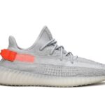Giày Yeezy 350 V2 Tail Light Xám Cam phong cách hiện đại