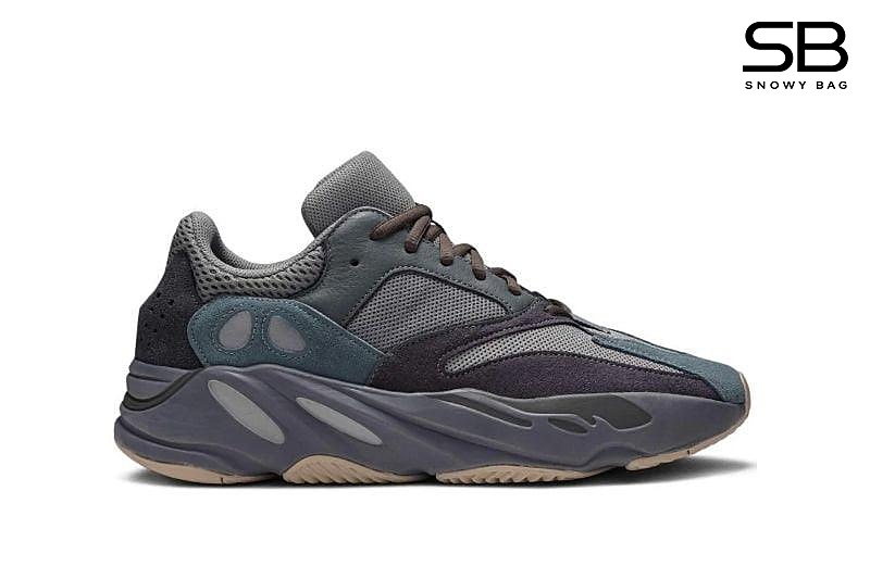 Giày Yeezy 700 Teal Blue Xám Xanh với thiết kế độc đáo