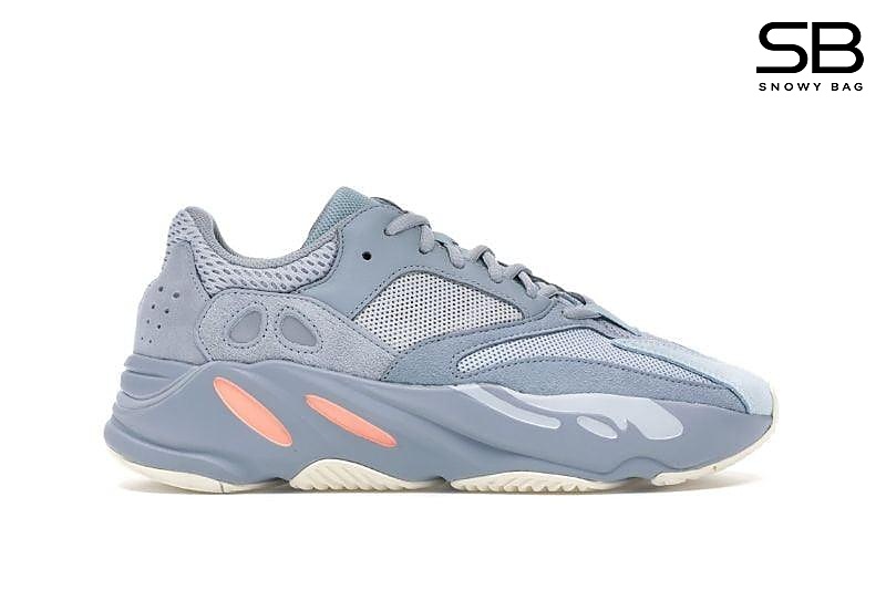 Giày Yeezy Boost 700 Inertia với thiết kế độc đáo và thời trang