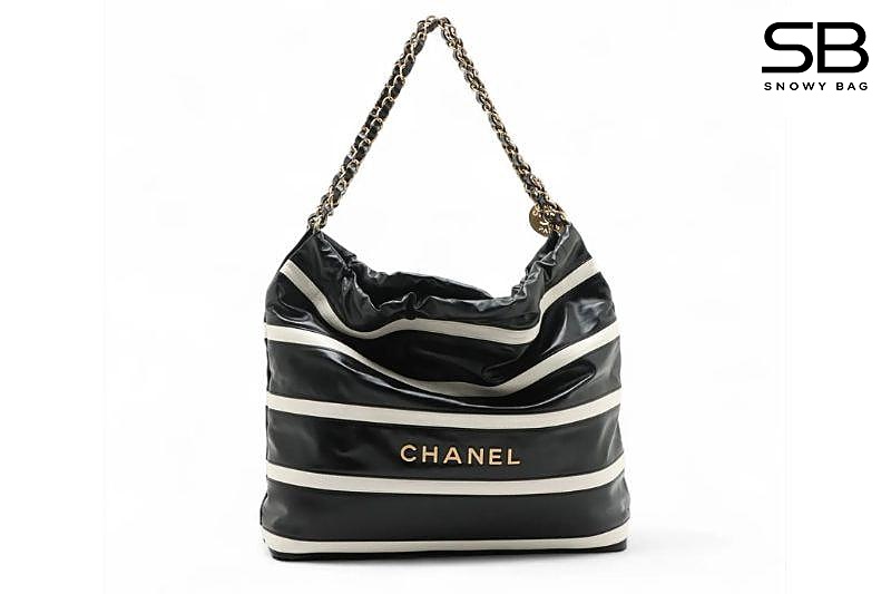 Túi Chanel 22 Shopping Bag Small Black White Size 35 Đen Trắng sang trọng