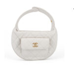 Túi Chanel 23B Mini Pocket Round Pouch White Caviar GHW sang trọng