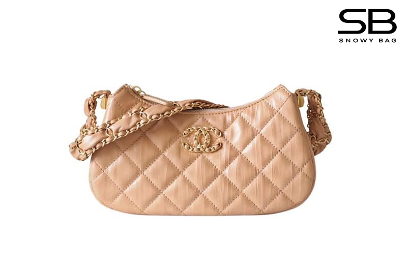 Túi Chanel 23K 19 Logo Mini Hobo Beige Calfskin 20CM Màu Be sang trọng