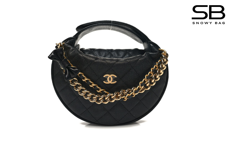 Túi Chanel 24S Round Pouch with Chain Black Caviar GHW sang trọng