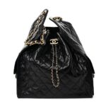 Túi Chanel 25 Medium Crumpled Calfskin GHW Đen Khóa Vàng sang trọng