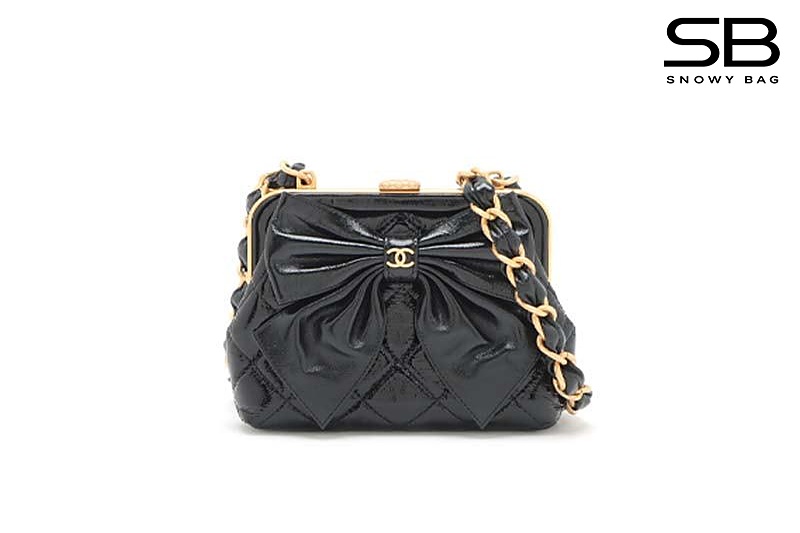 Túi Chanel Mini Clutch with Bow CroSSbody Black Shiny Black Patent Crumpled Lambskin sang trọng