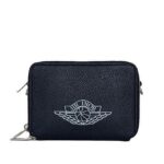 Túi Dior Air Jd Zipped Around Pouch with Strap Navy Calfskin Màu Xanh sang trọng