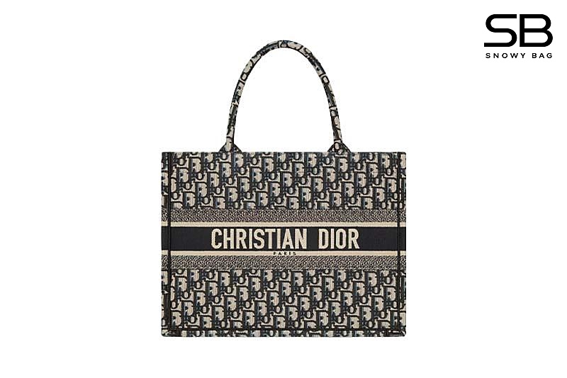 Túi Dior Book Tote Medium Blue Màu Xanh Đen đẹp mắt