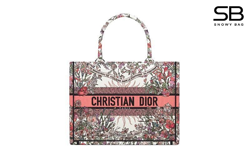 Túi Dior Book Tote Medium Ecru Multicolor 4 Seasons Spring sang trọng