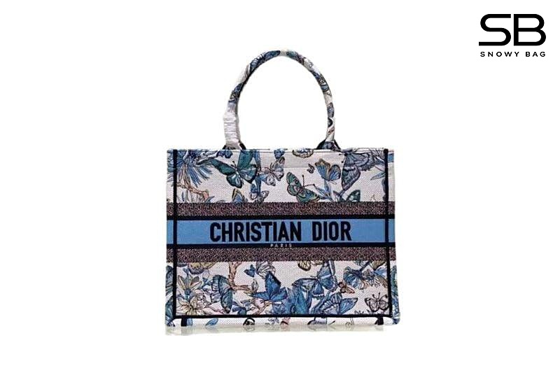 Túi Dior Book Tote Medium Mexico Butterfly Blue họa tiết bướm sang trọng