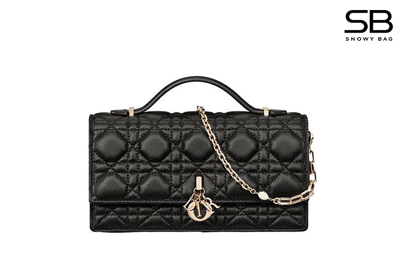 Túi Dior Mini Miss Bag Black Lambskin Màu Đen sang trọng và tinh tế