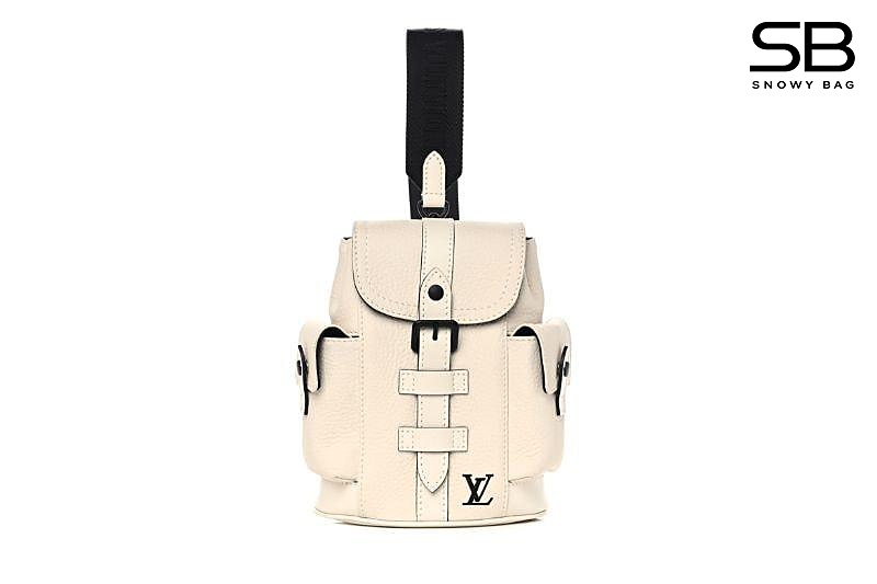 Túi LV Christopher XS White Leather M58493 Trắng 19CM sang trọng và đẳng cấp