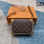 Túi LV Mini Soft Trunk Monogram Legacy Nâu 18CM với logo đặc trưng