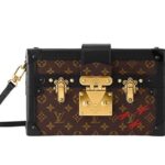 Túi LV Petite Malle M45943 Monogram Canvas sang trọng và tinh tế