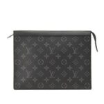 Túi LV Pochette Voyage MM Monogram Eclipse 27CM sang trọng và đẳng cấp.
