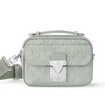 Túi LV S Lock Messenger M23152 Mineral Grey Taurillon màu xám sang trọng.
