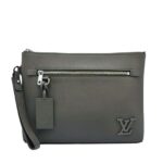 Túi LV Takeoff Pouch Aerogram Ipad Grey Calfskin 30CM Màu Xám sang trọng