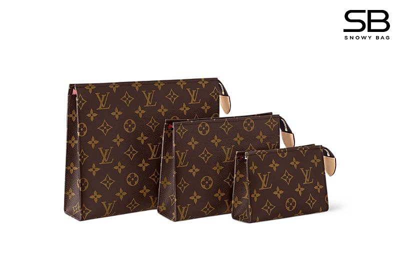 Túi LV Trio Toilet Pouch Monogram Canvas M47195 màu nâu sang trọng