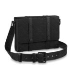 Túi LV Trunk Messenger Black Taurillon M57726 Đen sang trọng và đẳng cấp