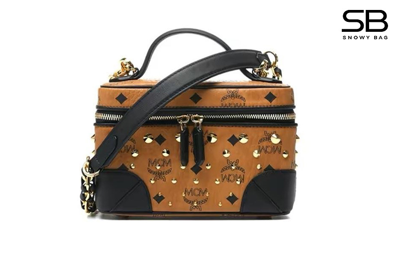 Túi MCM Small Rockstar Vanity Case in Gold Studded Visetos