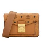 Túi MCM Tracy Crossbody in Visetos Nâu sang trọng và thời thượng