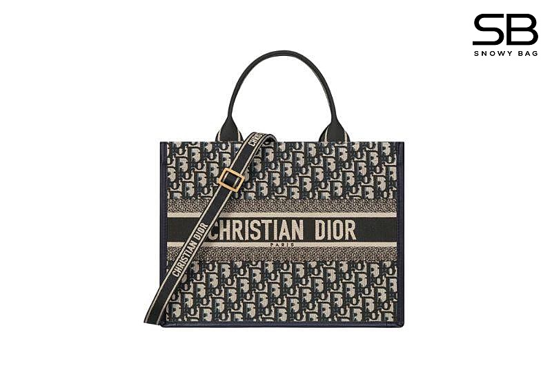 Túi Medium Dior Book Tote Blue Oblique and Calfskin sang trọng