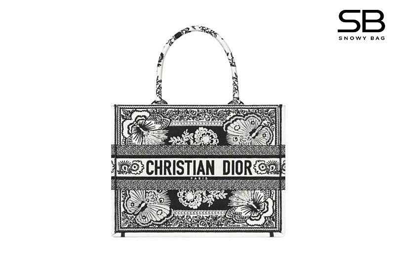Túi Medium Dior Book Tote Size 36 Black White Butterfly Bandana sang trọng