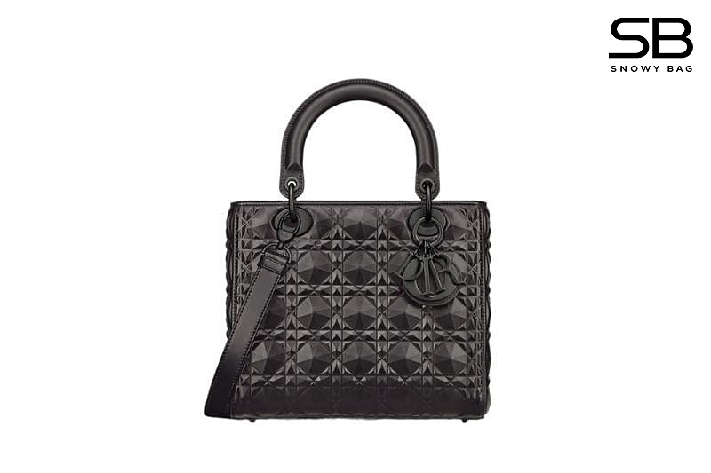 Túi Medium Lady Dior Black Diamond Calfskin Size 24 Màu Đen sang trọng