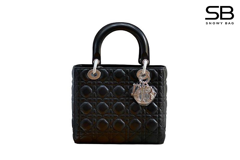 Túi Medium Lady Dior Black Lambskin SHW Size 24 Đen sang trọng