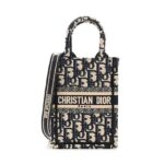 Túi Mini Dior Book Tote Phone Bag Blue D Oblique sang trọng và thời thượng
