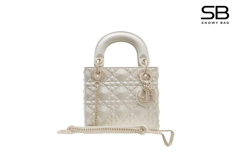 Túi Mini Lady Dior Latte Diamond Calfskin GHW Màu Kem sang trọng