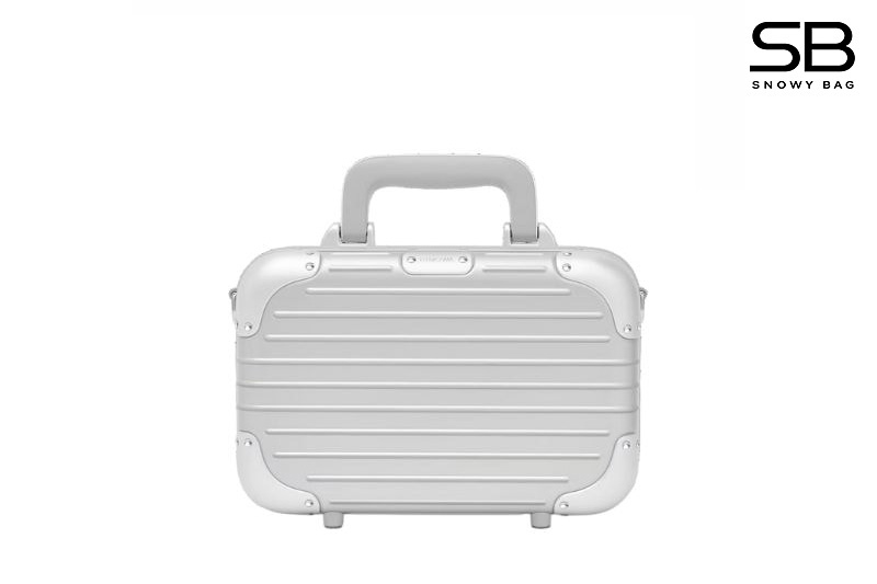 Túi Rimowa Original Aluminium Cross-Body Bag 19 Silver màu bạc sang trọng