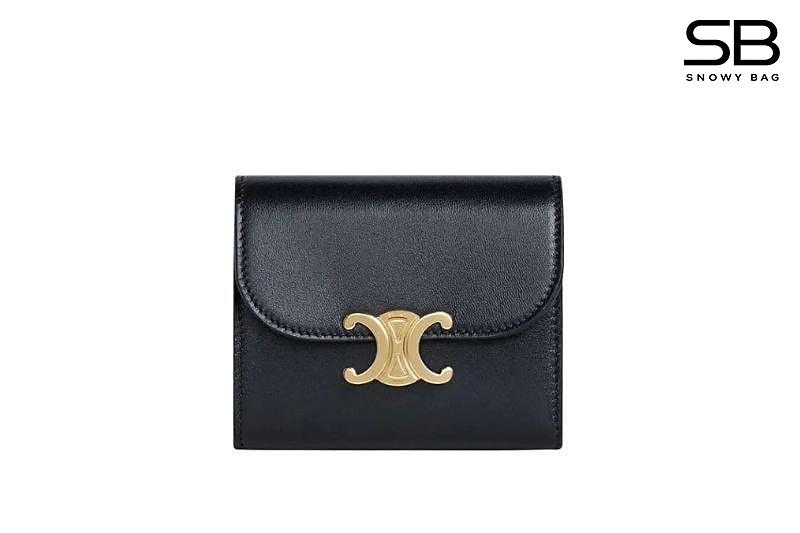 Ví Celine Triomphe Small Flap Black Wallet màu đen sang trọng và tinh tế