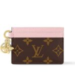 Ví LV Charms Card Holder Monogram Canvas Rose Ballerine Pink M82739 Nâu Hồng sang trọng