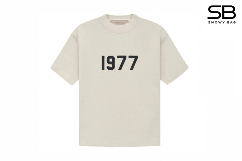 Áo Fear of God Essentials 1977 màu kem nâu sang trọng